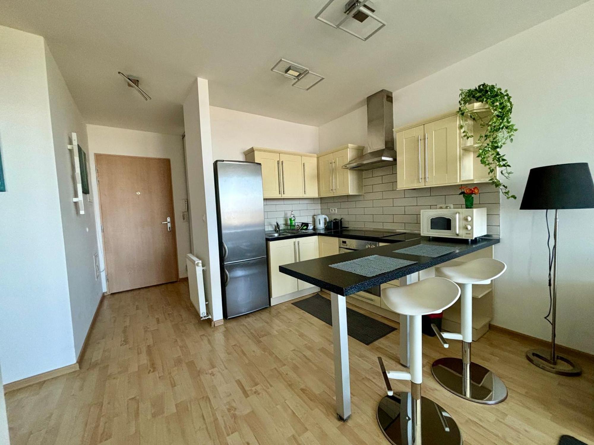 Three Towers With Beautiful View And Parking! Apartamento Bratislava Exterior foto